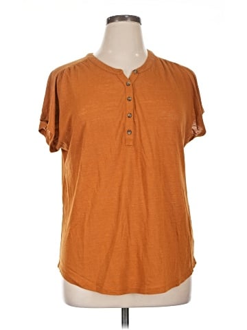 Old Navy Short Sleeve Henley (view 1)