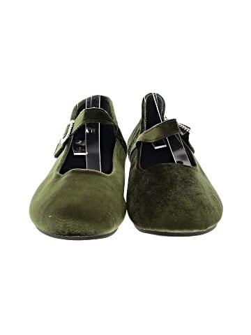 Unbranded Flats (view 2)