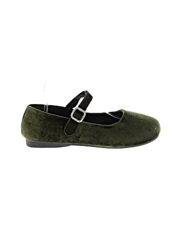 Unbranded Flats (view 1)