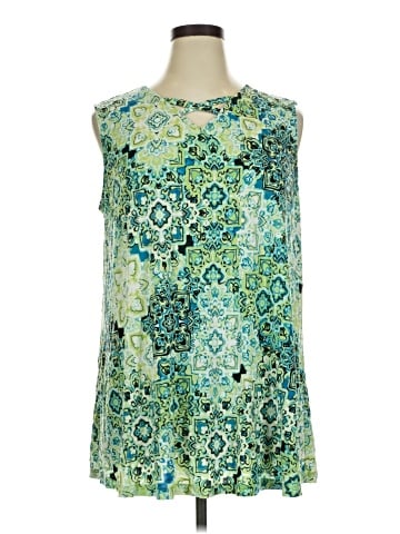 Catherines Cocktail Dress (view 1)