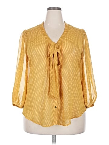 Xhilaration 3/4 Sleeve Blouse (view 1)