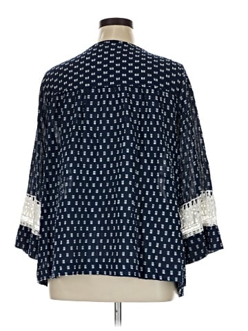 Intro 3/4 Sleeve Blouse (view 2)