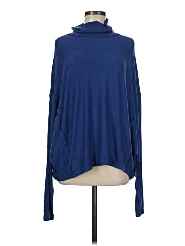 We the Free Poncho (view 1)