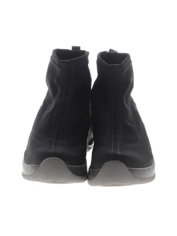 BCBGMAXAZRIA Ankle Boots (view 2)