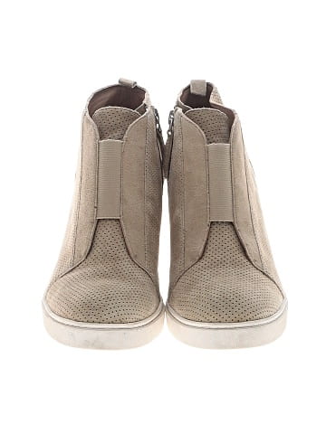 Linea Paolo Ankle Boots (view 2)