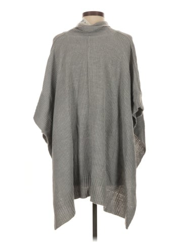Alya Poncho (view 2)