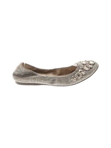 Adrienne Vittadini Flats (view 1)
