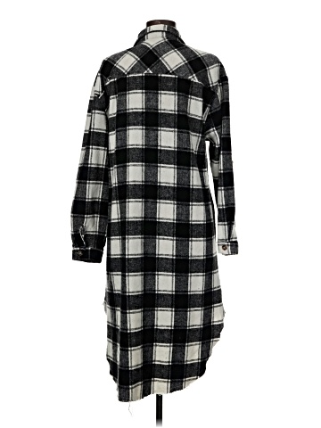 Dizzy Lizzy Poncho (view 2)