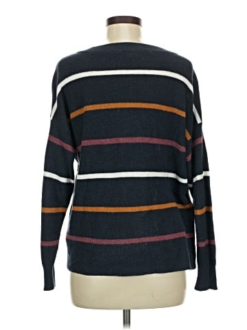 American Eagle Outfitters Pullover Sweater (view 2)