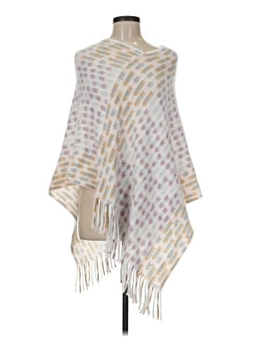Coco + Carmen Poncho (view 1)