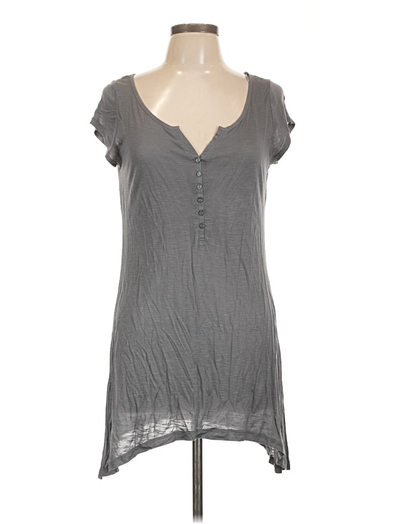 Pre-owned Ambiance Apparel Short Sleeve Top Gray Plunge Neckline Tops