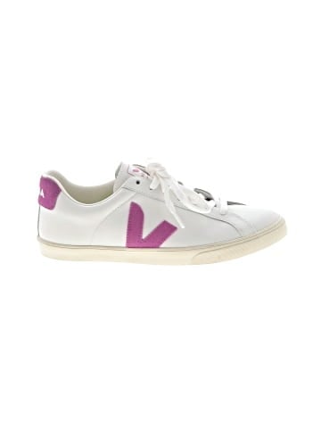 VEJA Sneakers (view 1)