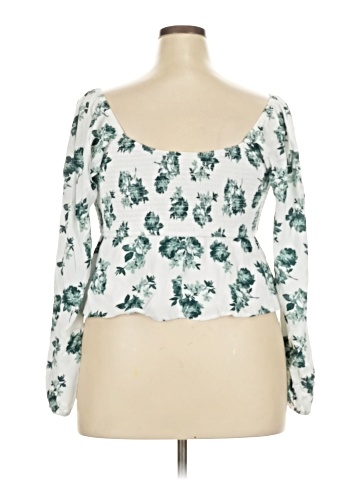 Hollister 3/4 Sleeve Blouse (view 2)