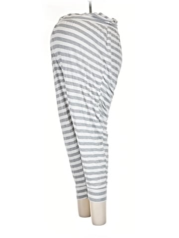 Old Navy - Maternity Leggings (view 1)