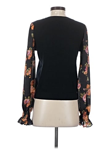 Fate Pullover Sweater (view 2)