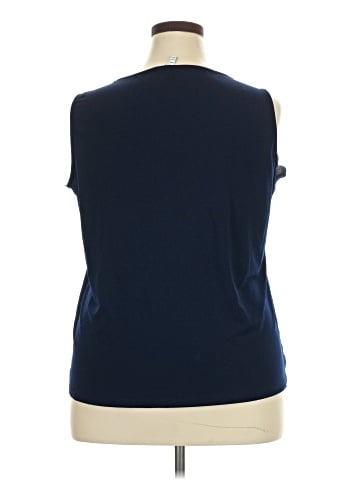 Elle Sleeveless Blouse (view 2)