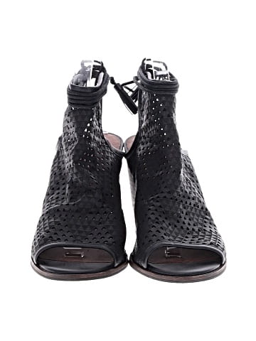 Lucky Wedges (view 2)
