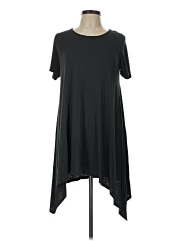 Love In Casual Dress (view 1)