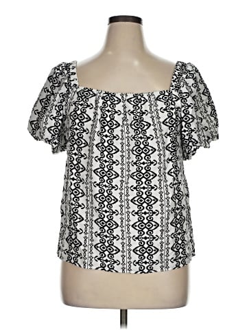 Sara Michelle Short Sleeve Blouse (view 1)