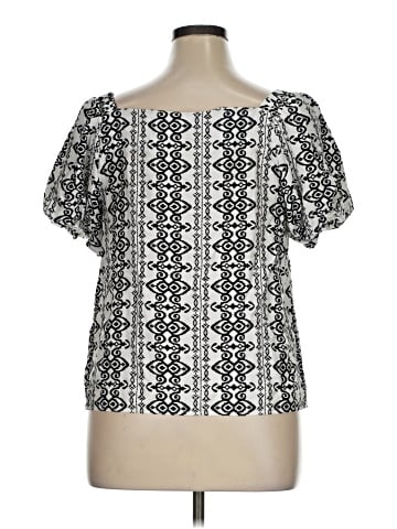Sara Michelle Short Sleeve Blouse (view 2)