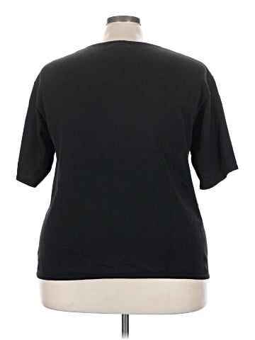 Deane and White Short Sleeve Top (view 2)