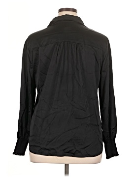 Chico's Long Sleeve Button-Down Shirt (view 2)