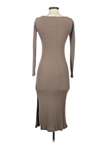 Old Navy Casual Dress (view 2)