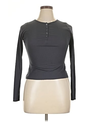 DAZY Long Sleeve T-Shirt (view 1)