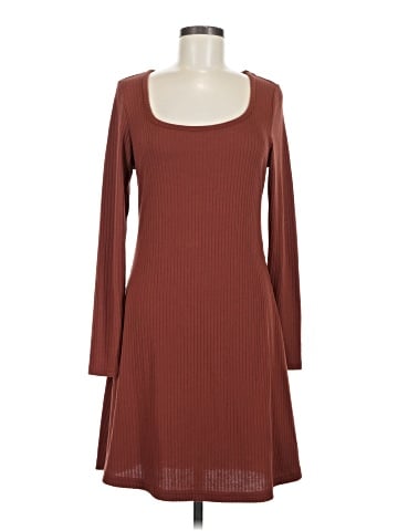 Old Navy Casual Dress (view 1)