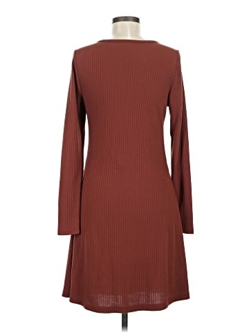 Old Navy Casual Dress (view 2)