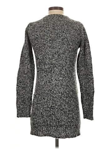 Derek Heart Pullover Sweater (view 2)