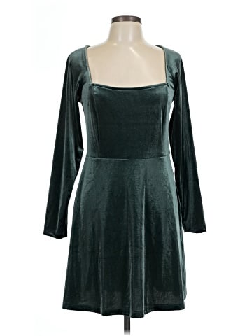 Old Navy Cocktail Dress (view 1)