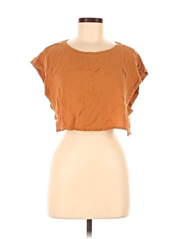 Big Waterblue Sky Short Sleeve Top (view 1)