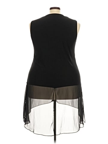 Adele & May Sleeveless Blouse (view 2)