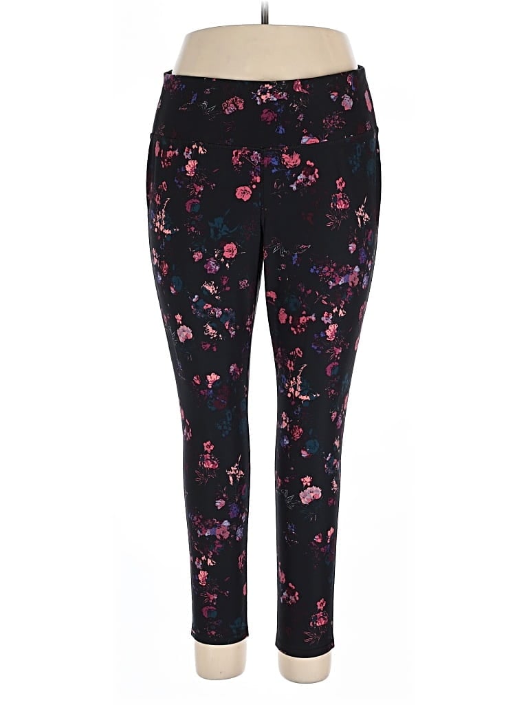 Pre-owned Livi Active Pants In Black