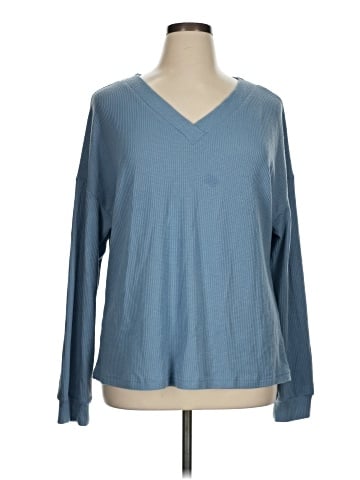 NORACORA Pullover Sweater (view 1)