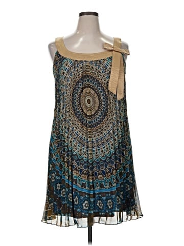 Signature by Robbie Bee Casual Dress (view 1)