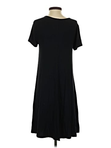 Old Navy Casual Dress (view 2)