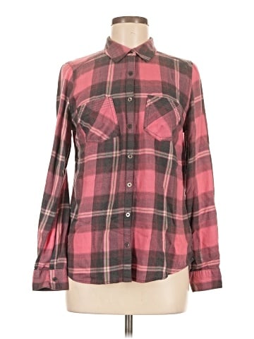 Maurices Long Sleeve Button-Down Shirt (view 1)