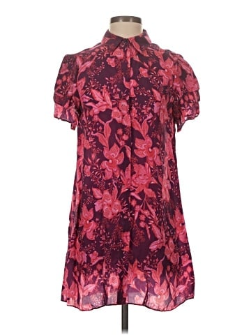 Alice + Olivia Casual Dress (view 1)