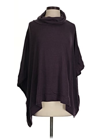 Caslon Poncho (view 1)