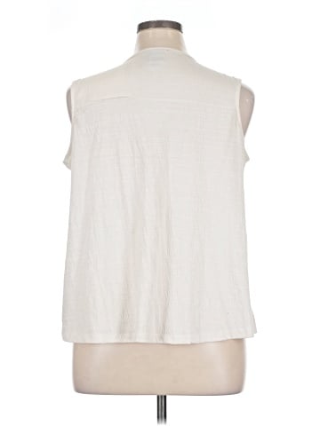 Bobeau Sleeveless T-Shirt (view 2)