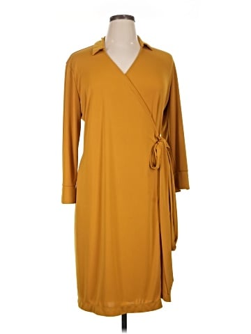 Lark & Ro Casual Dress (view 1)