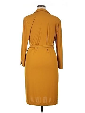 Lark & Ro Casual Dress (view 2)
