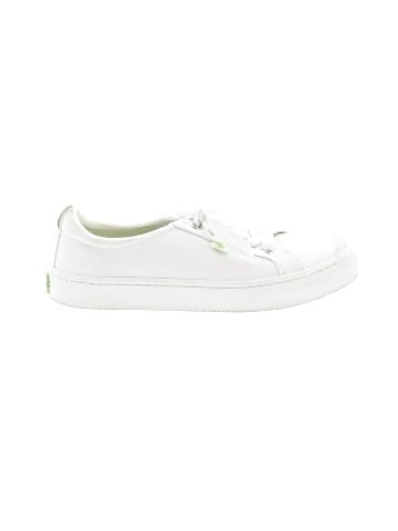 Cariuma Sneakers (view 1)
