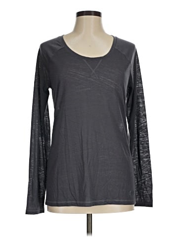 Under Armour Long Sleeve T-Shirt (view 1)