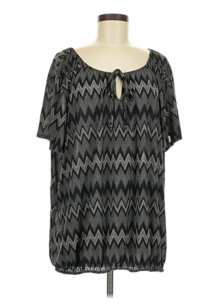 Pre-owned Star Vixen Short Sleeve T-shirt In Black