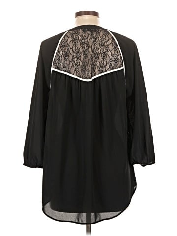 Signature Studio 3/4 Sleeve Blouse (view 2)