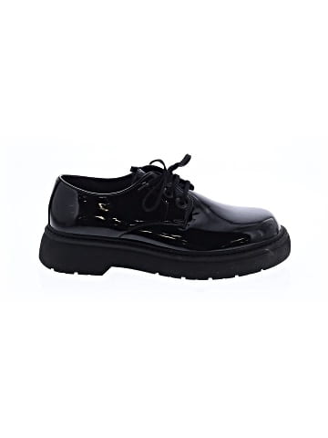 Zara Flats (view 1)