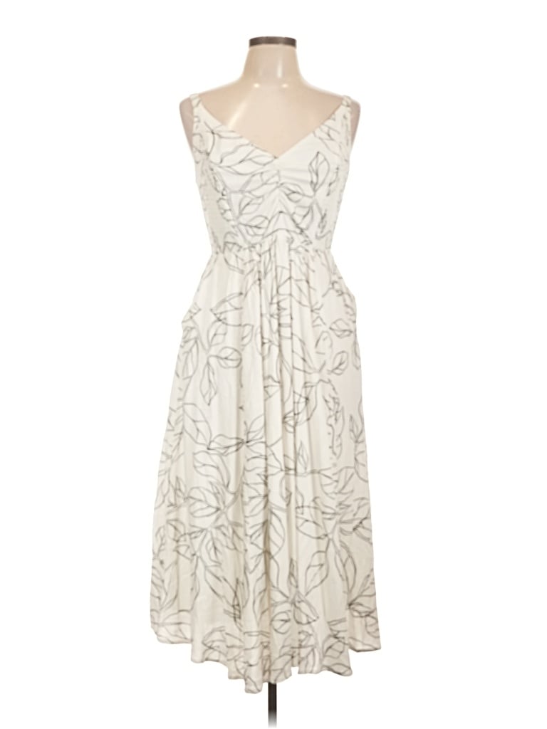 Pre-owned Torrid Cocktail Dress In Ivory